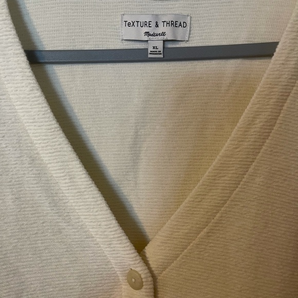Texture & Thread By MADEWELL long sleeve Top - Picture 3 of 4